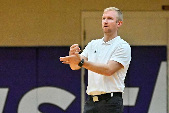a Summit Wilsonville 5A Oregon boys basketball final 2024 Leon Neuschwander 15